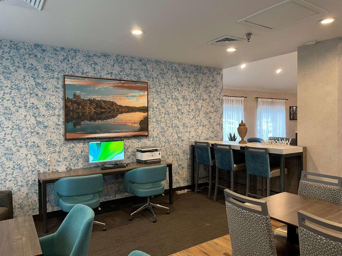 Best Western Fishkill Inn & Suites מראה חיצוני תמונה