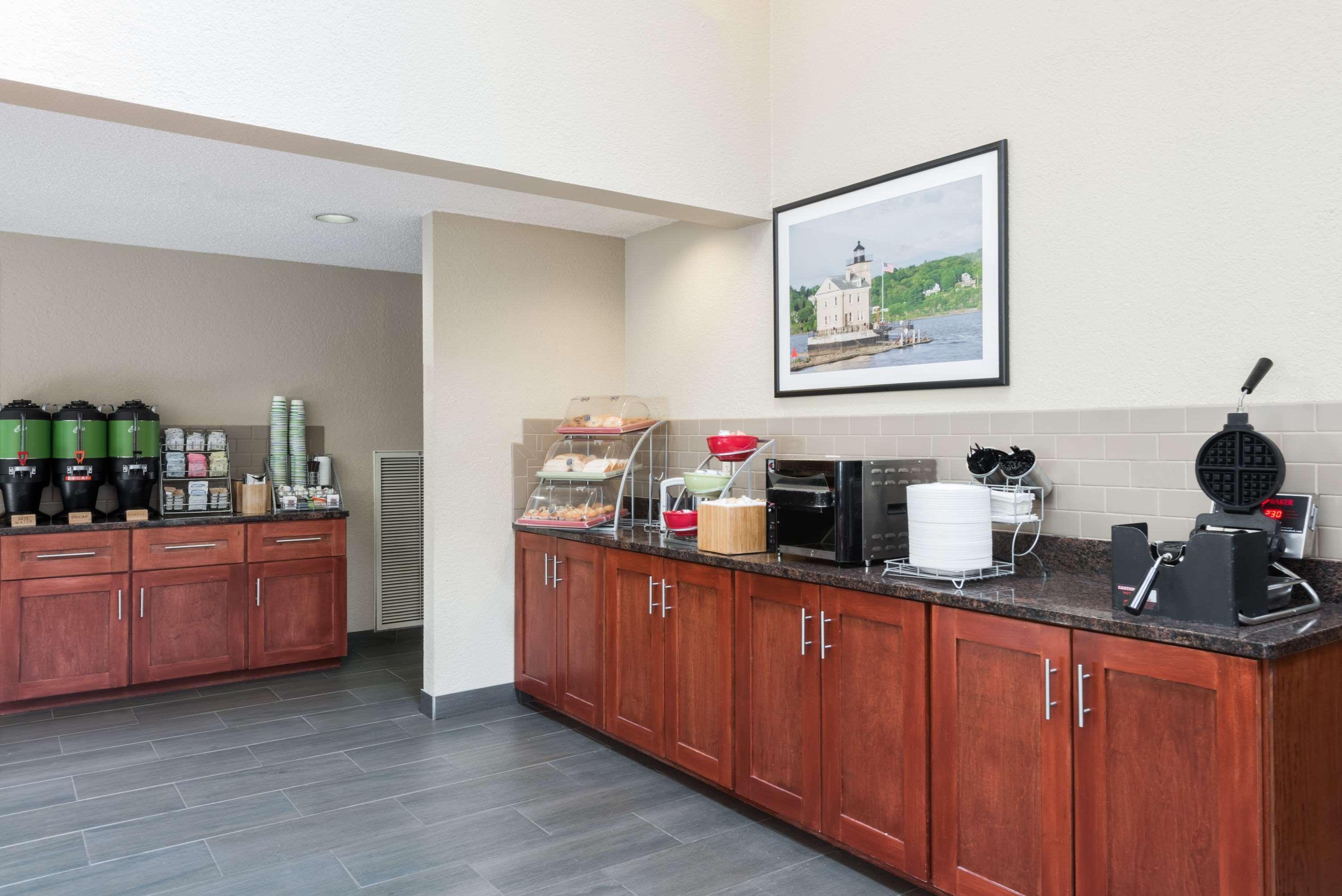 Best Western Fishkill Inn & Suites מראה חיצוני תמונה