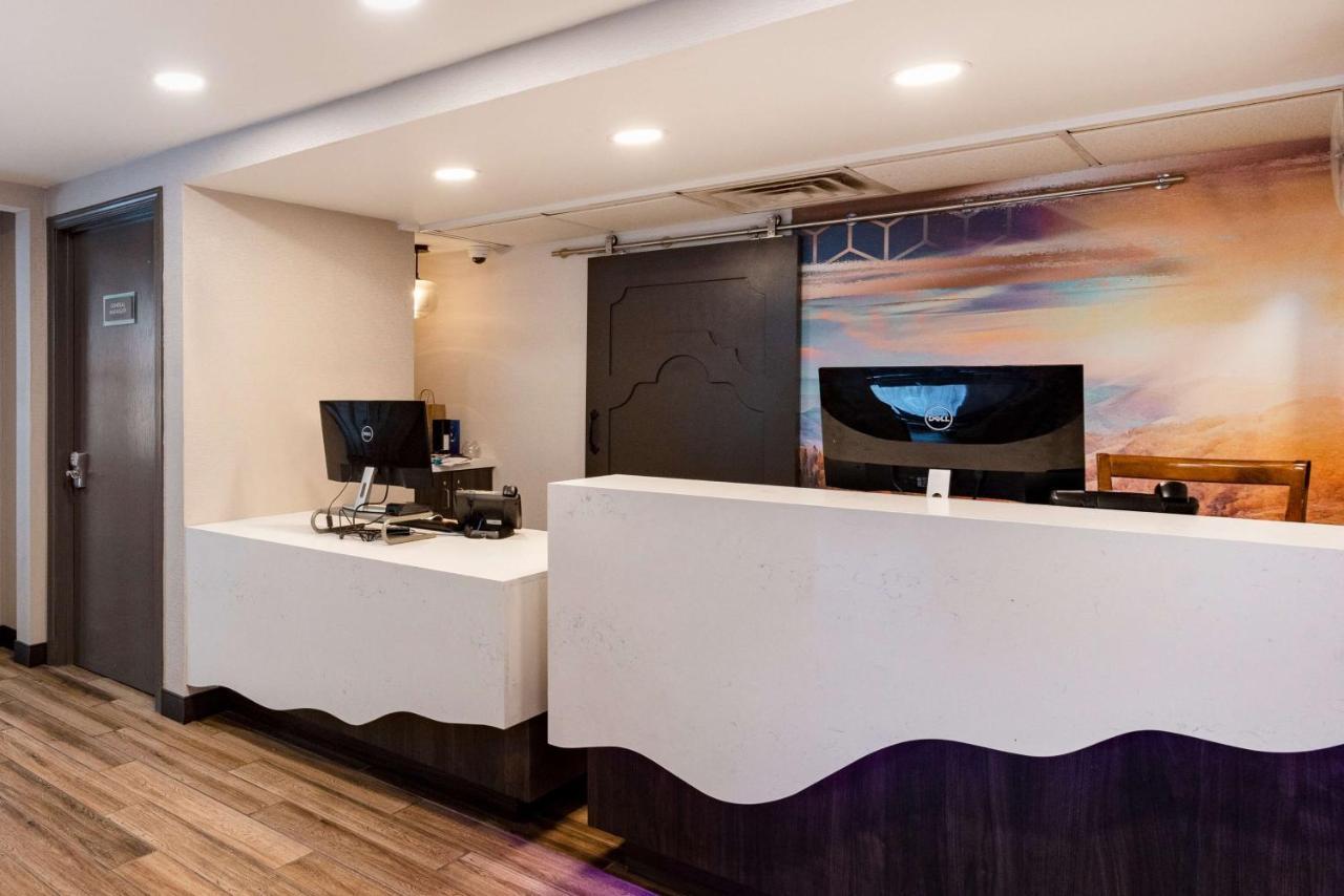 Best Western Fishkill Inn & Suites מראה חיצוני תמונה