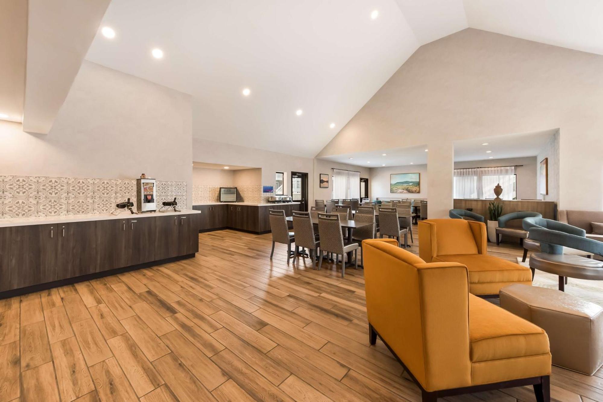 Best Western Fishkill Inn & Suites מראה חיצוני תמונה
