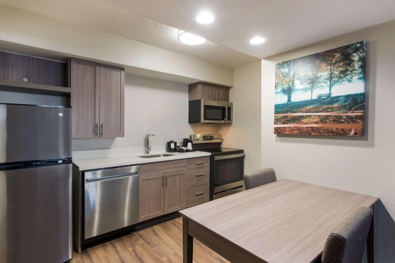 Best Western Fishkill Inn & Suites מראה חיצוני תמונה